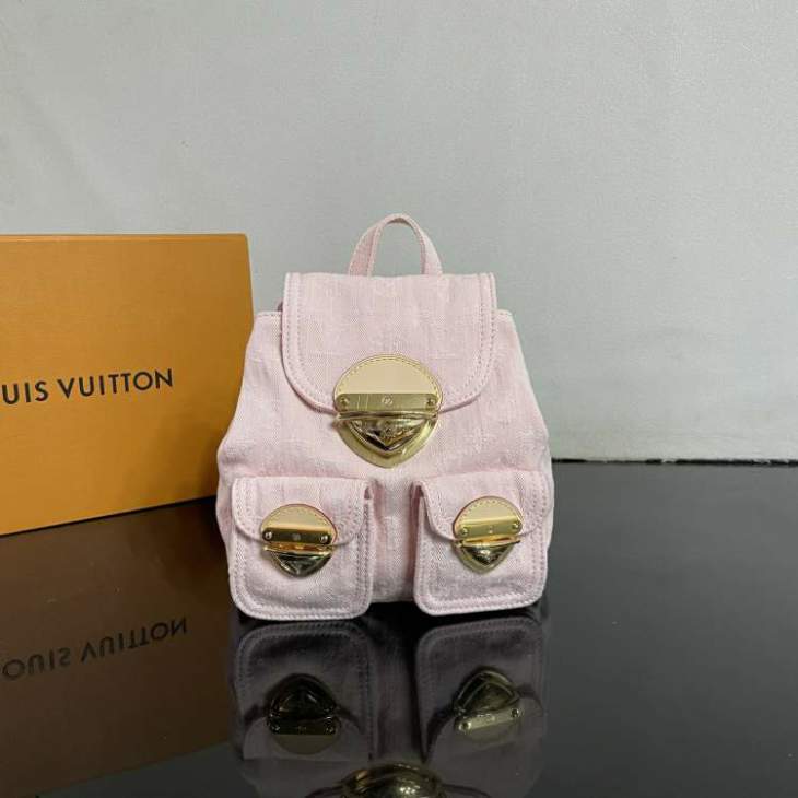 Picture of Prada Handbags _SKUfw192061113fw